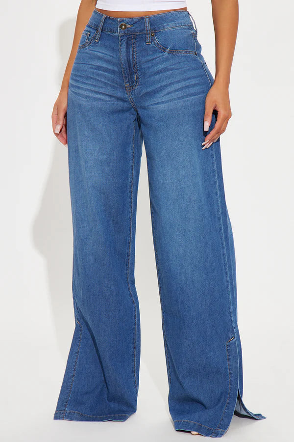 ZARA MID WASH HIGH RISE JEANS