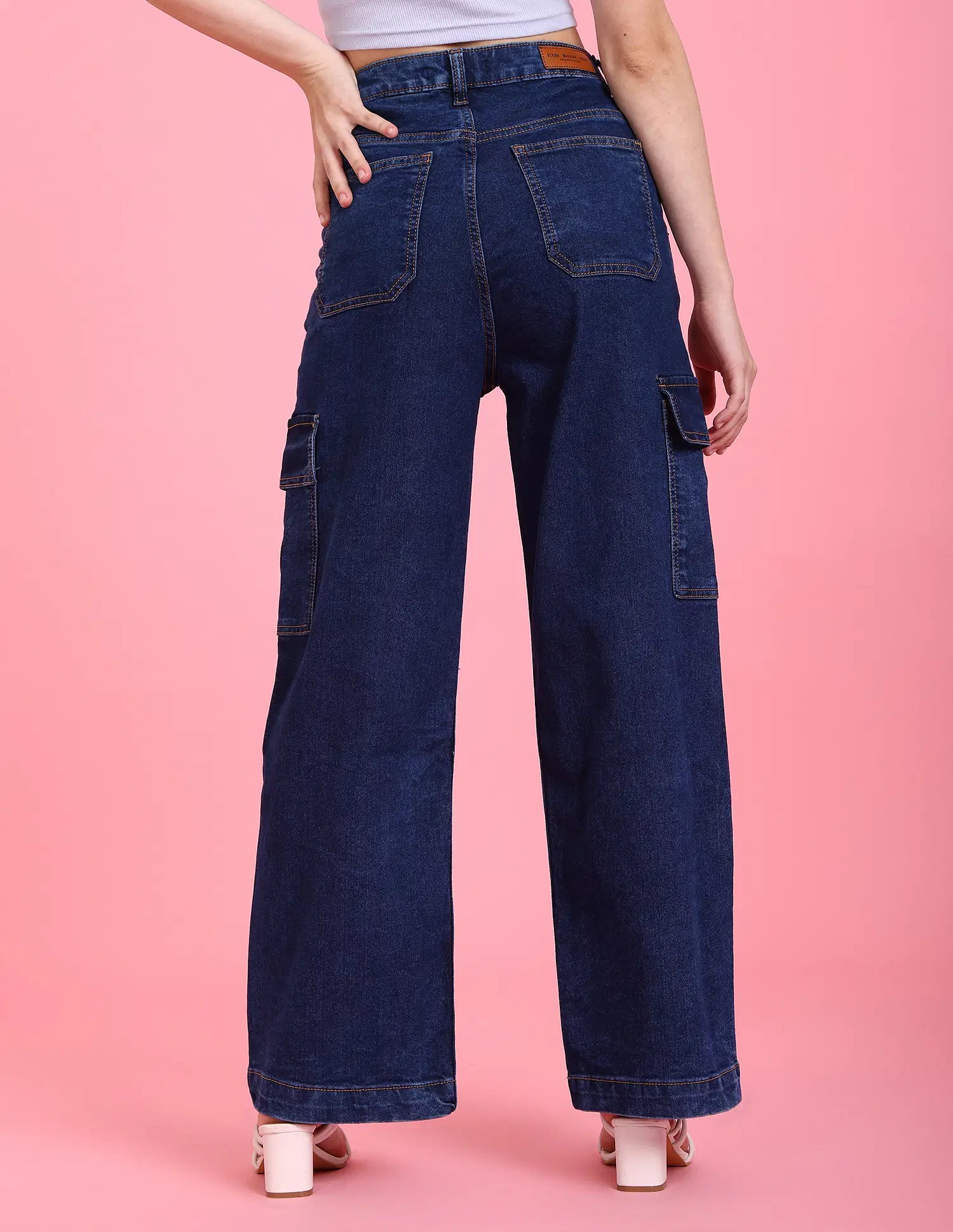 Baggy Wide-Leg Cargo Jeans