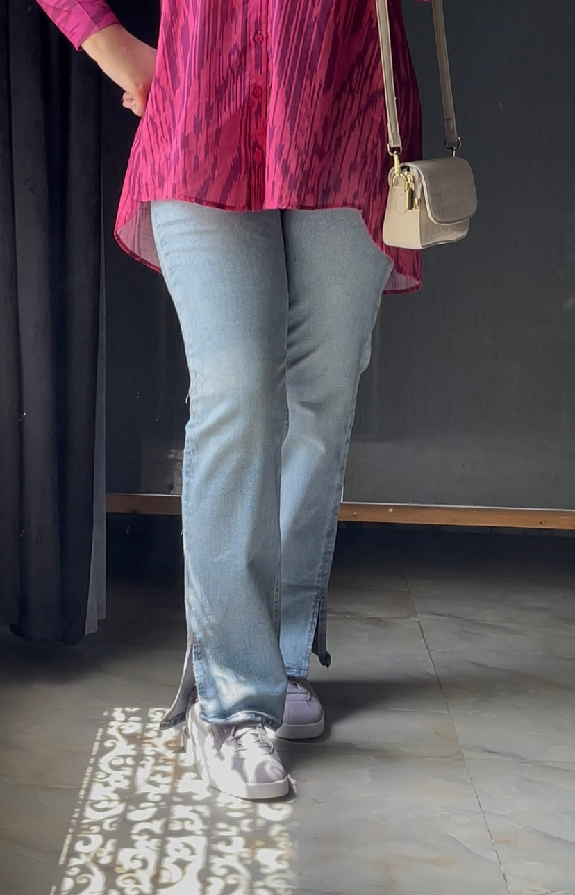 Ice Blue Slit High-Waist Loose Jeans